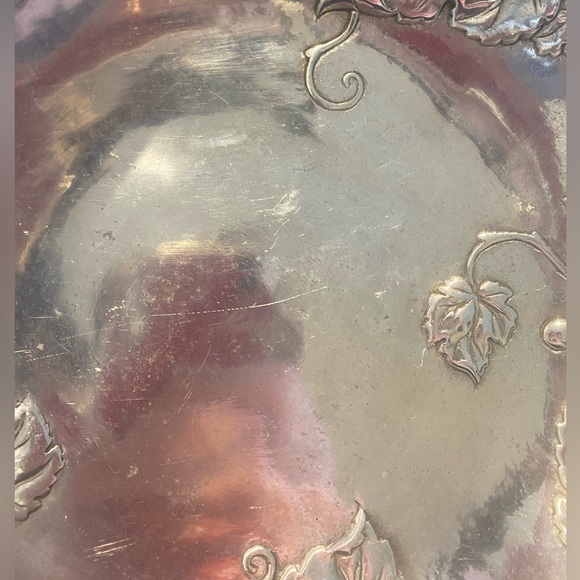 Lovely Arthur Court 14” Grapevine Pewter Bowl, perfect for Easter, Mother’s Day! - Picture 8 of 8